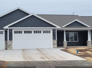 N9254 Homestead Ln, Appleton, WI 54915