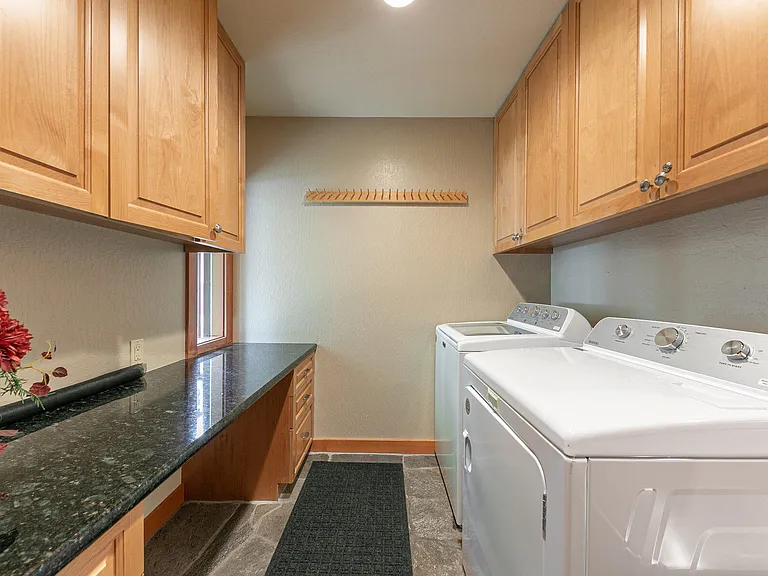 1877 N Lake Blvd #46 — Photo 36