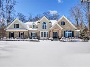 17940 Hawksmoor Way, Chagrin Falls, OH 44023