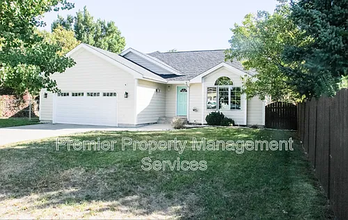 521 Pyramid Pl Photo 1