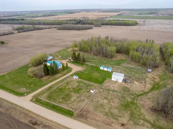 57022 Range Road 274, Sturgeon County, AB T8R 1Y8