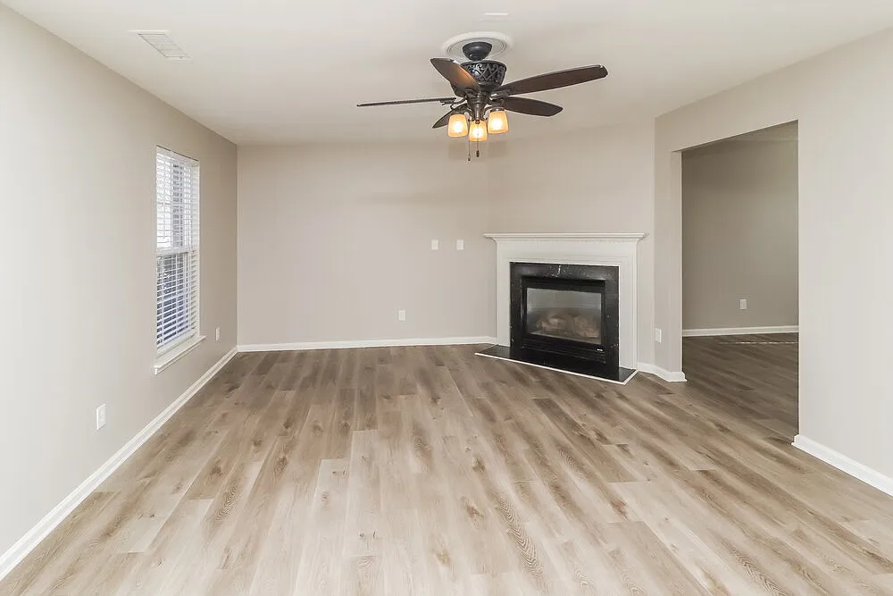 3 bed, 2.5 bath, 1866 sqft, $2,970 — Photo 4