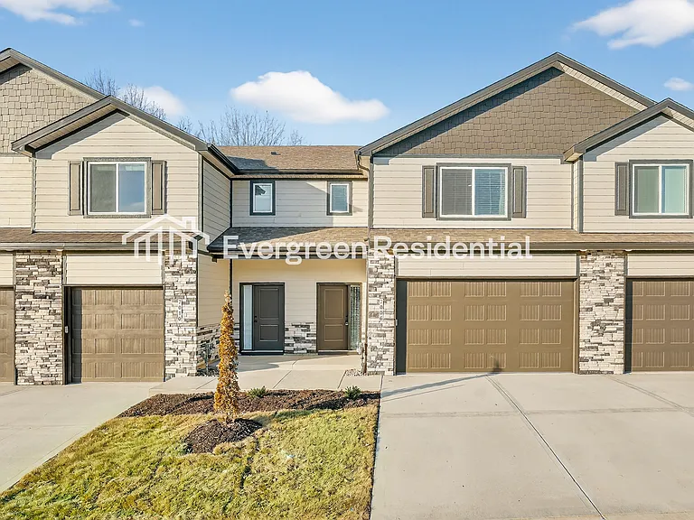 Barryview Townhomes — Photo 57