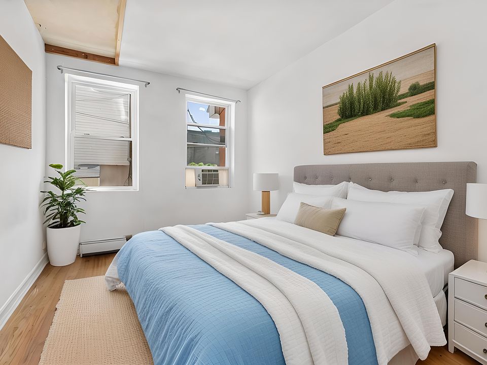 1st image of 120 4th Pl APT B2