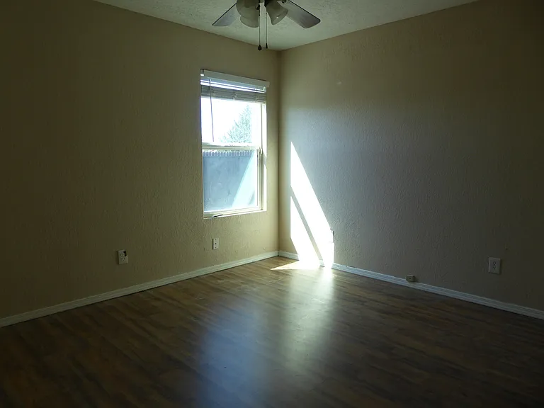 5449 Overlook Dr NE — Photo 10
