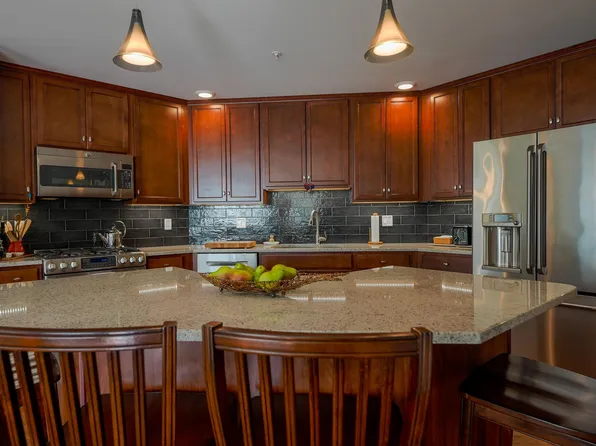 8 Sterling Hill Lane #813, Exeter, NH 03833