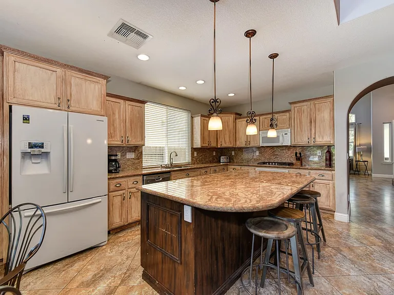 4709 Wyndview Dr — Photo 18