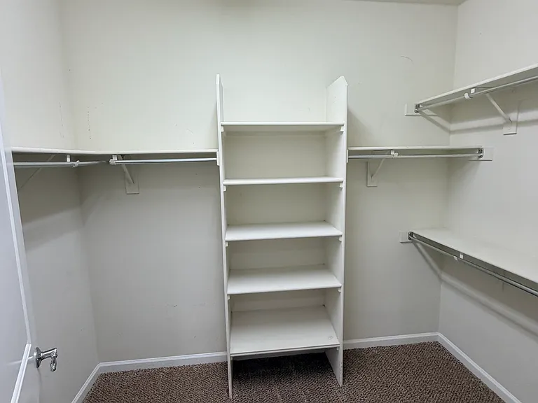 9855 Sheffield Way — Photo 14