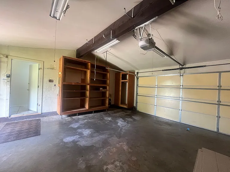 1632 S 69th East Ave — Photo 16