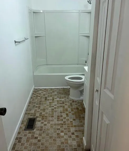 69 Vanderbilt Ct — Photo 7