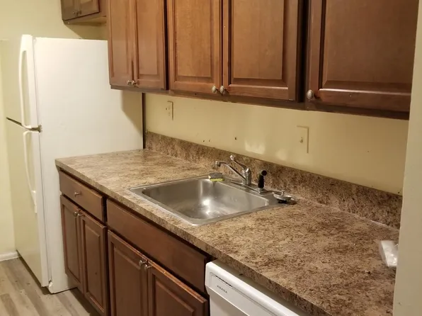 1200 Lake Victoria Dr, West Palm Beach, FL