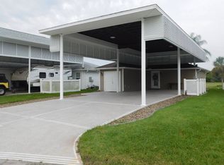 832 Plantation Dr, Titusville, FL 32780