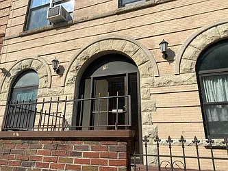 Rented by Brownstone Property Group