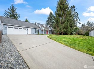 4925 Harbor View Dr NE, Tacoma, WA
