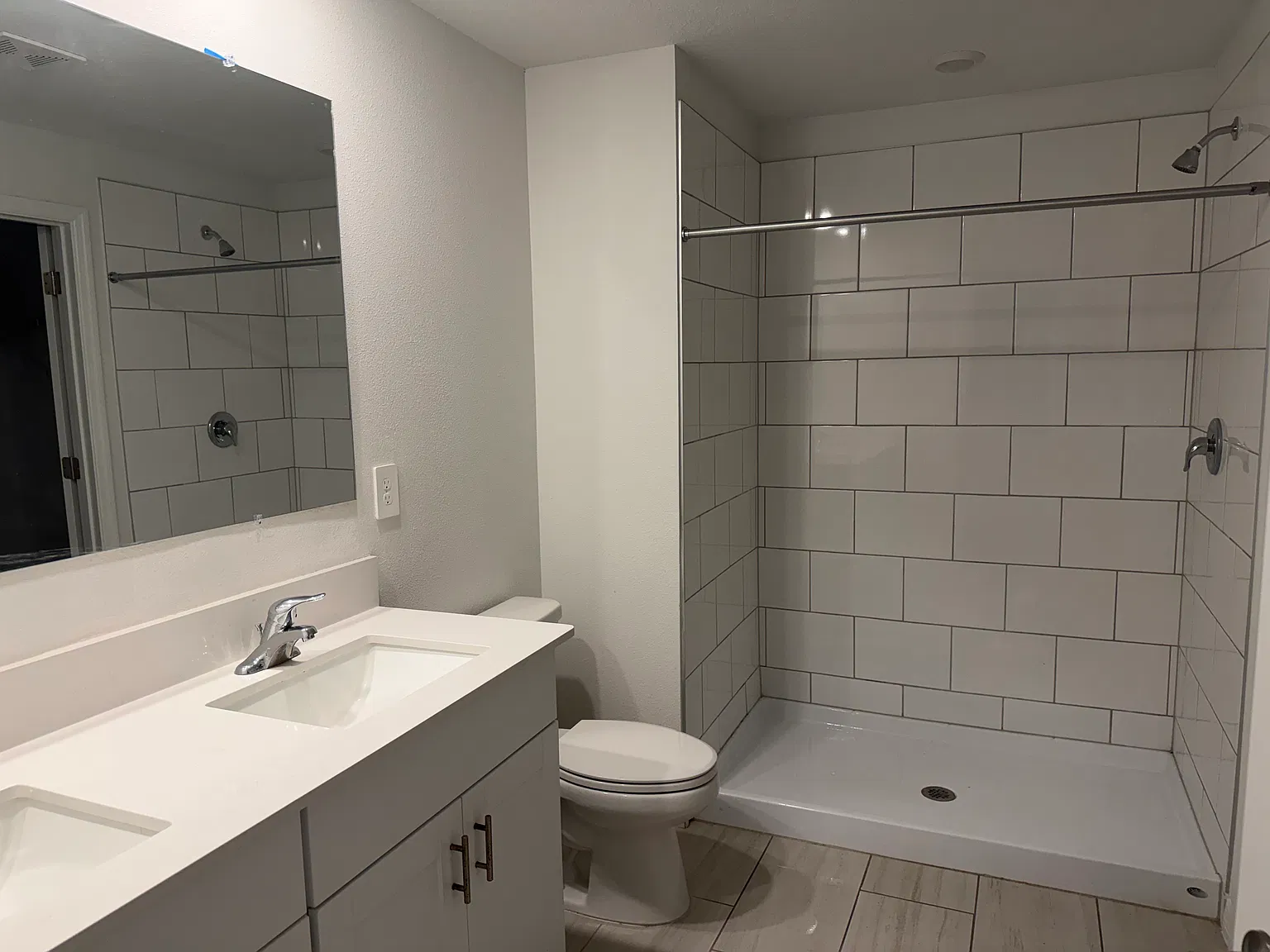 3 bed, 1555 sqft, $2,250 — Photo 3