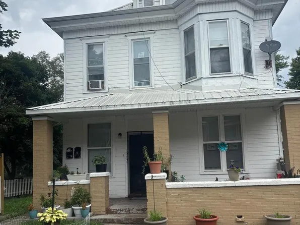 1912 Briggs St, Harrisburg, PA 17103