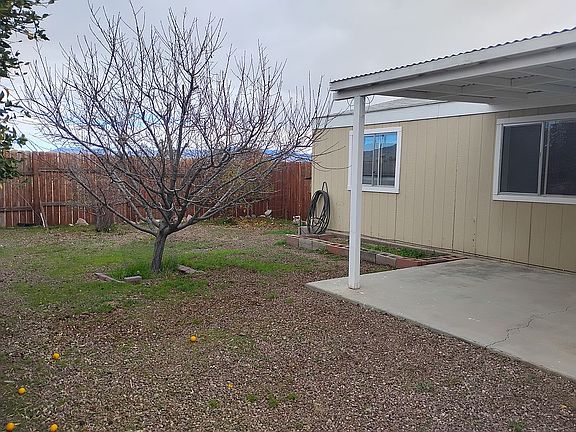 3rd image of 800 S Elfrida Rd