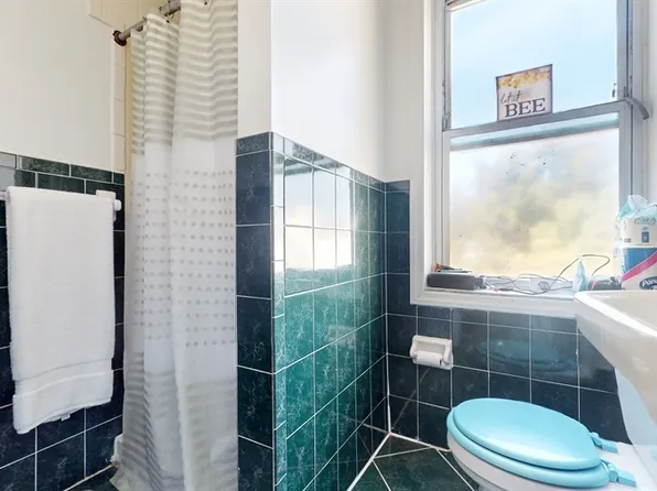 32-25 30th Street image 14 of 32