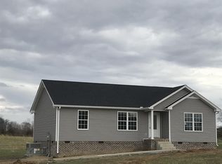 532 Martin Chapel Rd, Portland, TN 37148