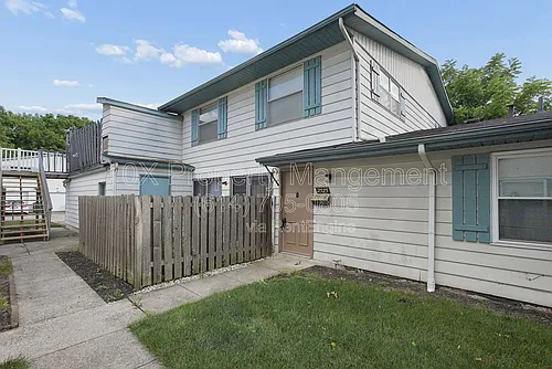 2523 Burgandy Ln Photo 1