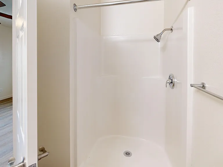 121 Malan St #1 — Photo 9