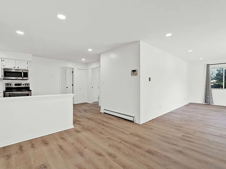 38618 Meadowdale St #7 — Photo 8