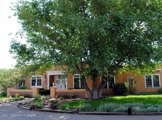 305 Faculty Ln, Corrales, NM 87048