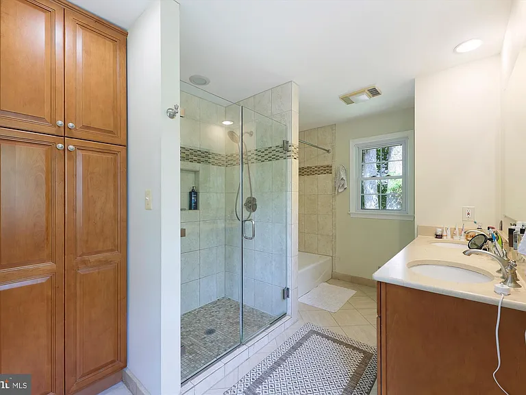 6324 Lenox Rd — Photo 23