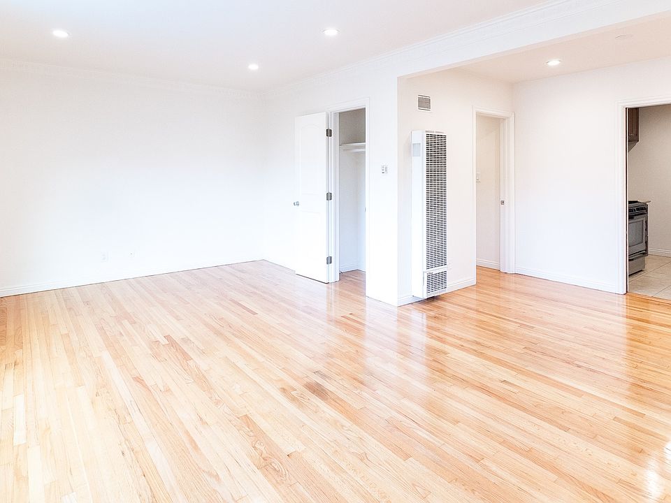 1st image of 3375 Manning Ave APT 19