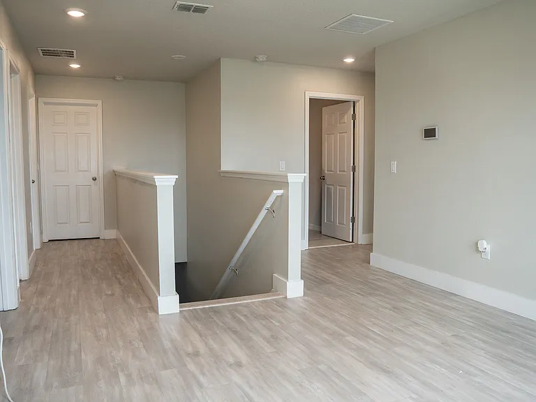 1273 Zambrana Ct — Photo 18