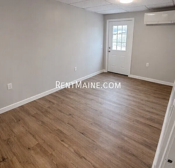 1286 Union St — Photo 11