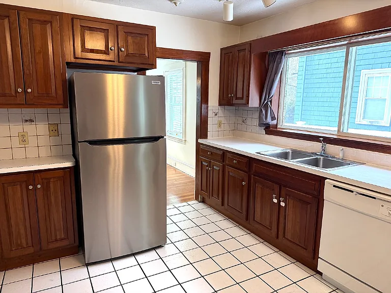 234 Brook Rd #1 — Photo 11