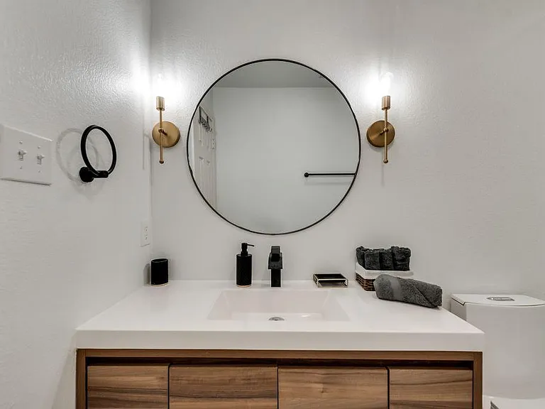3933 Wisteria Ln — Photo 22