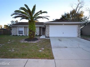 621 Cedar Grove Dr, Brandon, FL 33511