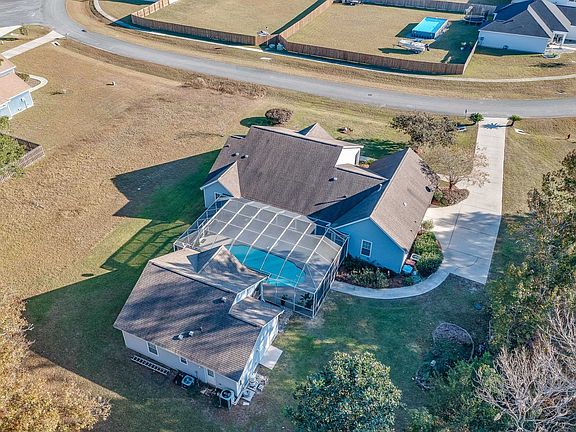 4th image of 370 Tillis Ln