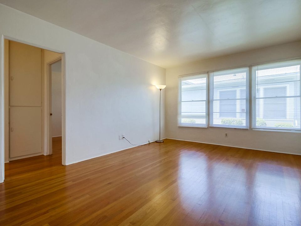 1st image of 2227 Meade Ave