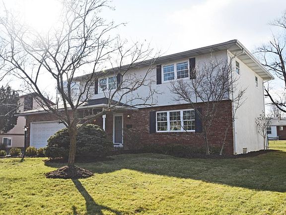 2nd image of 4741 Larwell Dr