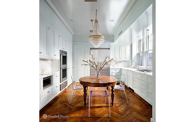 Sold by Douglas Elliman | media 20