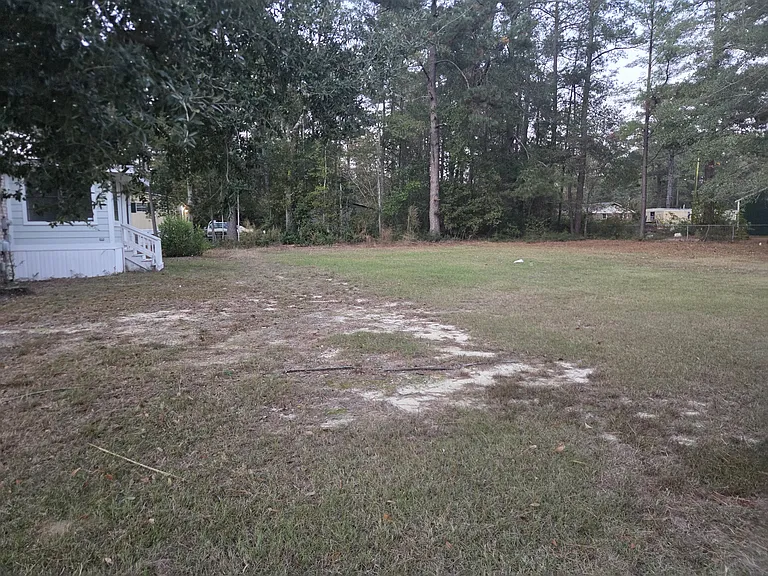 2 Triangle Dr — Photo 3