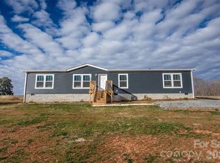 489 Eagle Mills Rd, Hamptonville, NC 27020