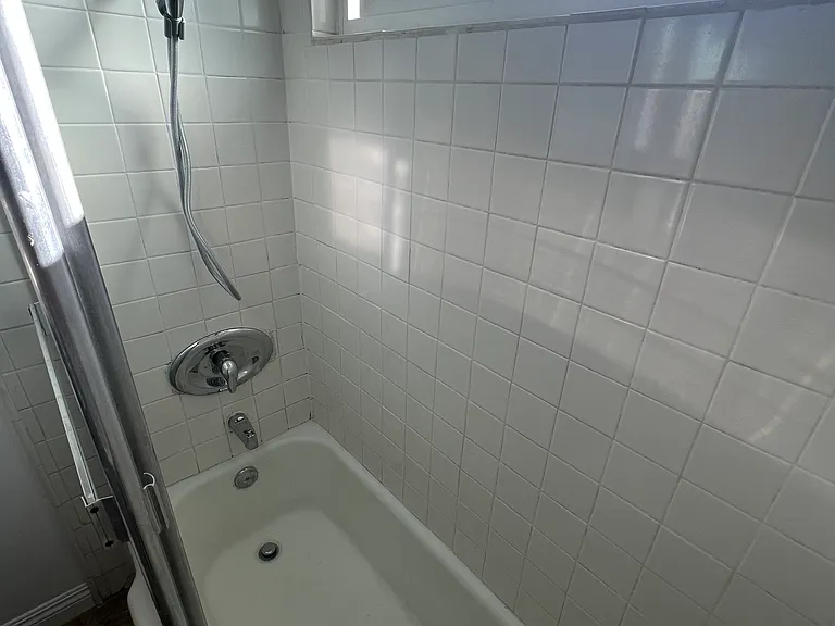 1216 Amethyst St #C — Photo 7