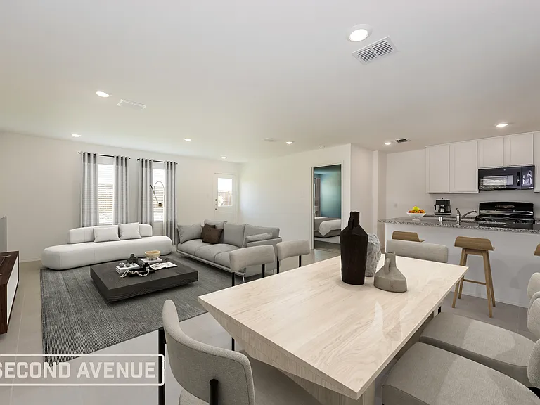1828 Lotus St — Photo 2