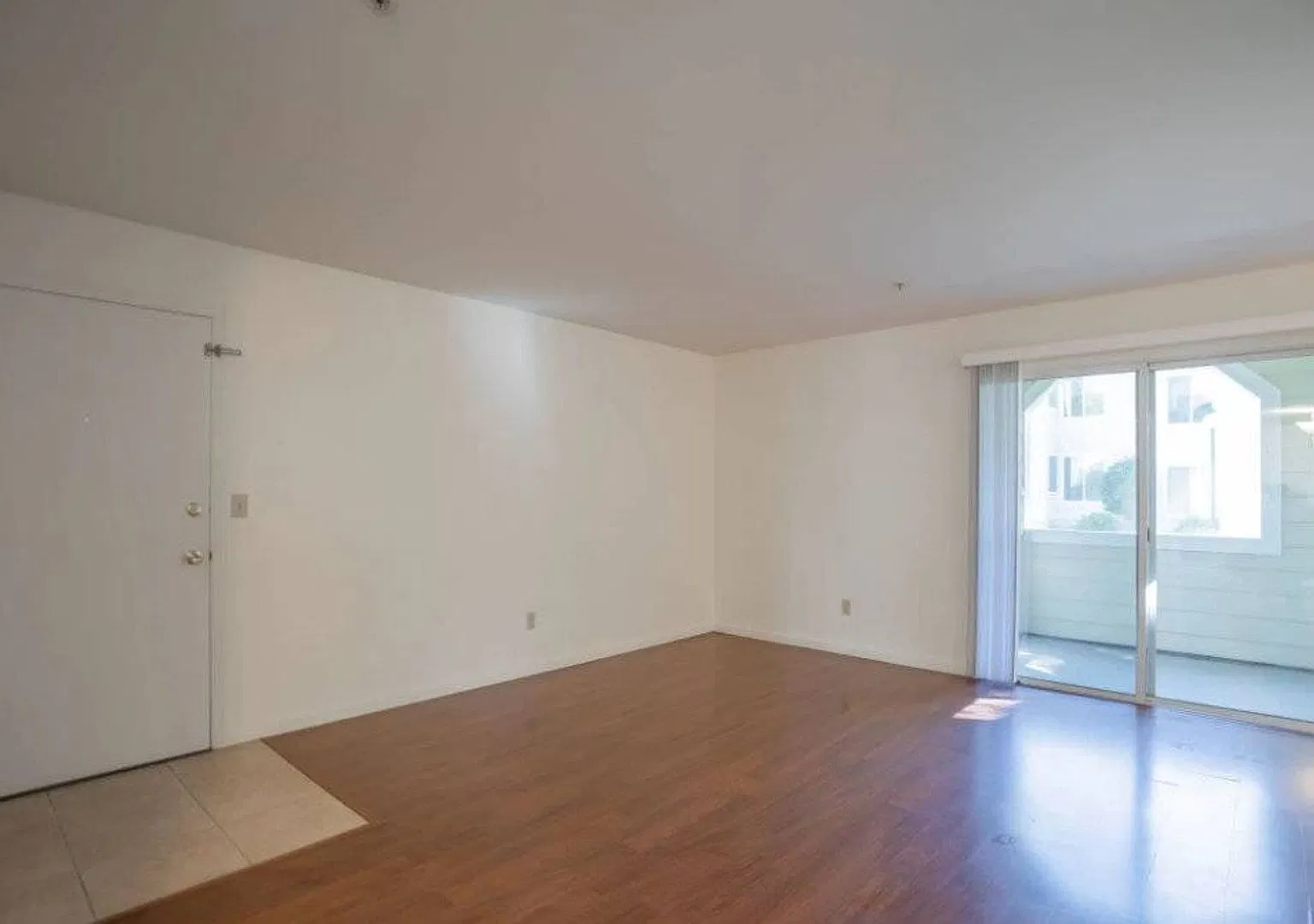 Great value, amazing location! 2 BR / 1 bath Napa $2,295 — Photo 4