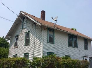 920 W 9 1/2 St, Davenport, IA