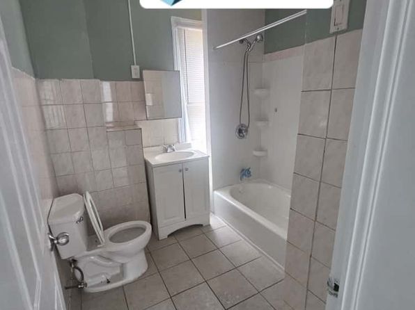 283 Presidential Blvd APT 2