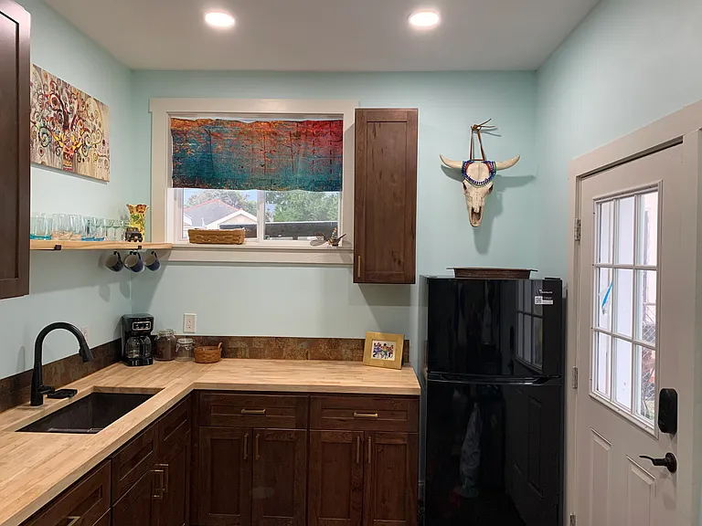 2052 Florida Ave — Photo 8