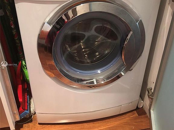 5th image of 1601 West Ave APT 107