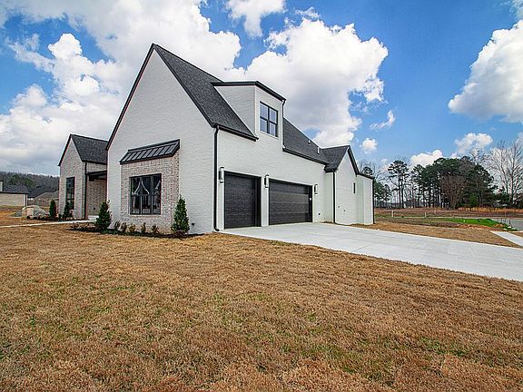 4th image of 1600 Dolphin Dr