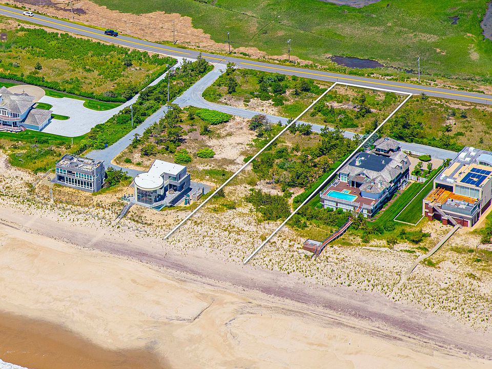 2nd image of 71A Dune Rd