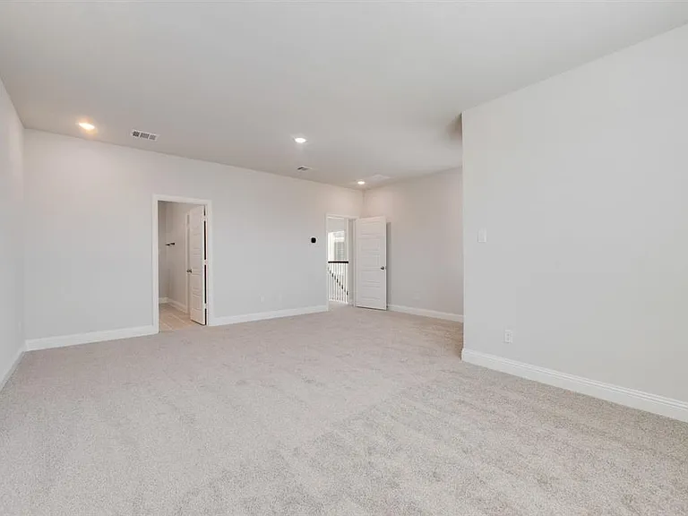 7009 Sunset Blvd — Photo 20